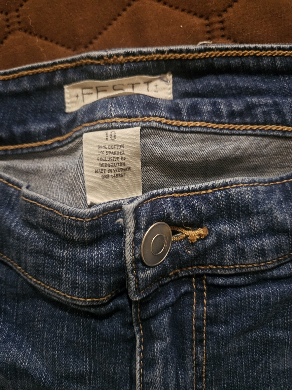 NWOT Torrid Festi 2.5" Low-Rise Relaxed Denim Shorts - Picture 7 of 8